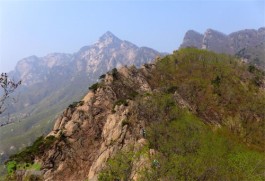 登石峰山